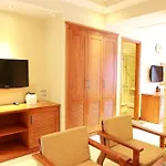 Au Lac 2 Hotel