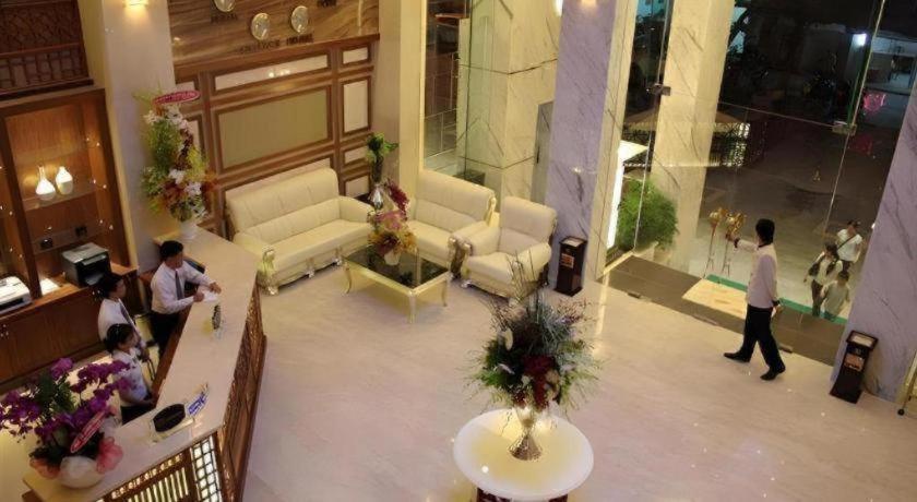 Au 2 Hotel 4*